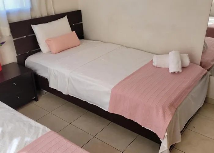 Marina Luxury - Sapphire *