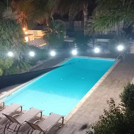 Marina Luxury - Sapphire *
